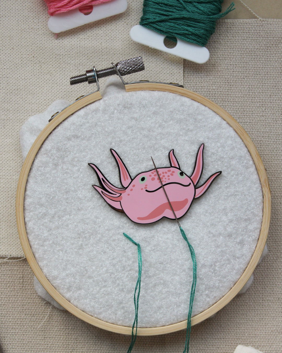 Axolotl Magnetic Needle Minder Pin