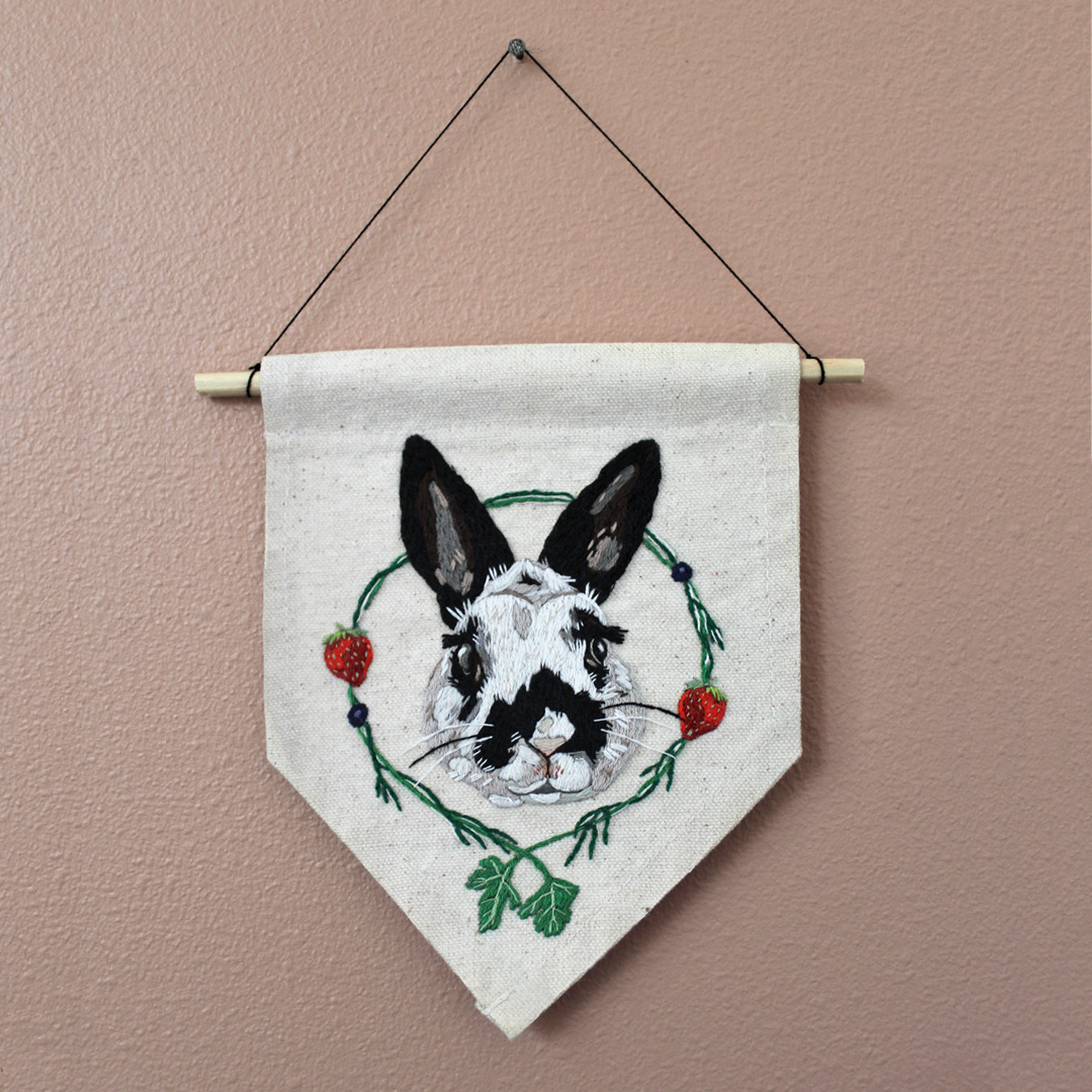 Custom Pet Portrait Banner with Wreath Design
