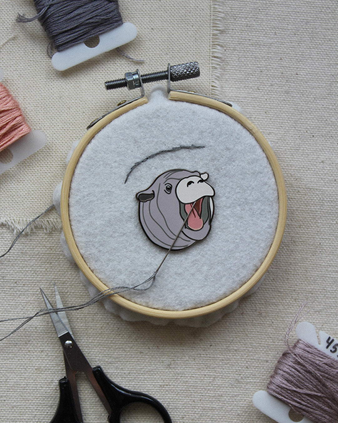 Pygmy Hippo Magnetic Needle Minder Pin